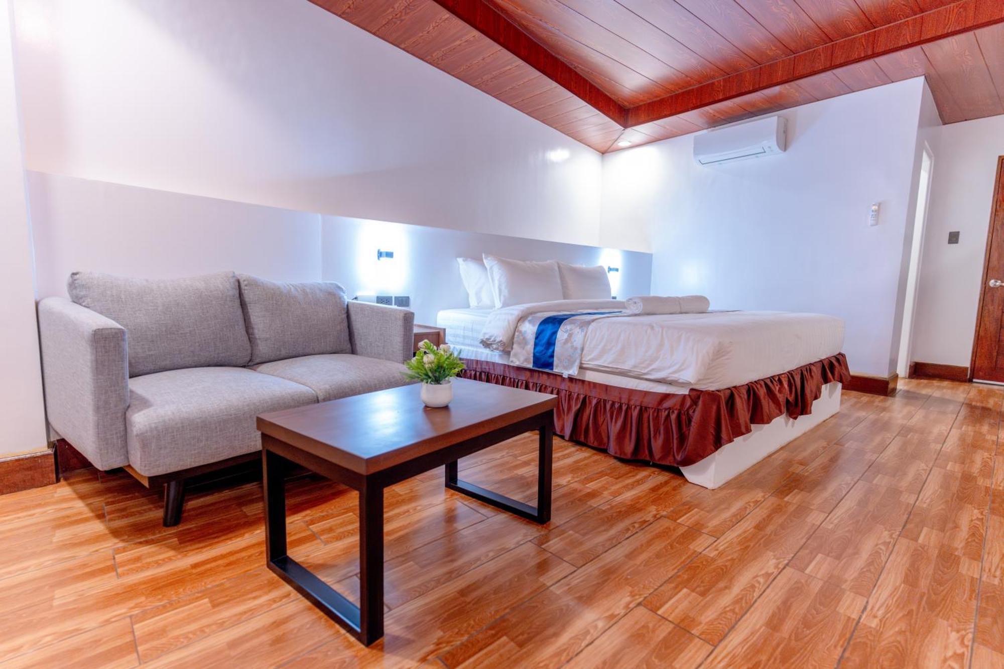 Santiago Cove Hotel And Restaurant Ngoại thất bức ảnh