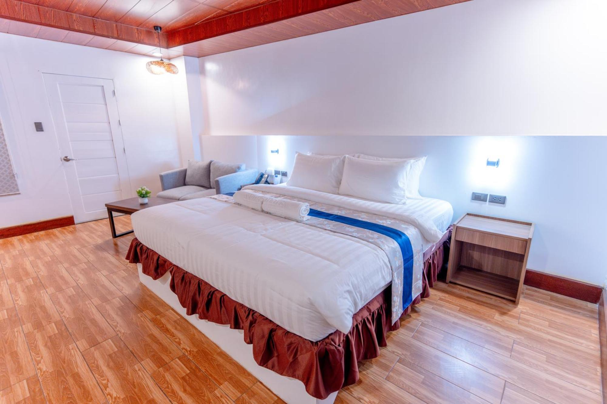 Santiago Cove Hotel And Restaurant Ngoại thất bức ảnh