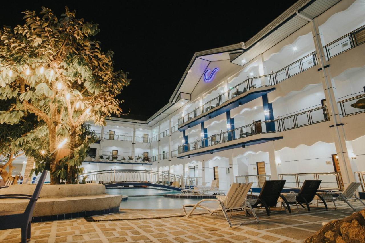 Santiago Cove Hotel And Restaurant Ngoại thất bức ảnh
