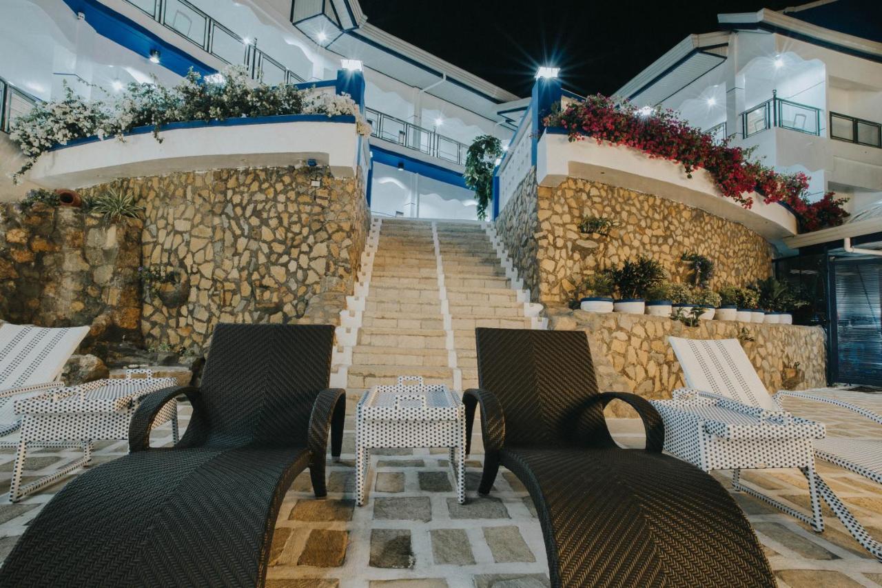 Santiago Cove Hotel And Restaurant Ngoại thất bức ảnh
